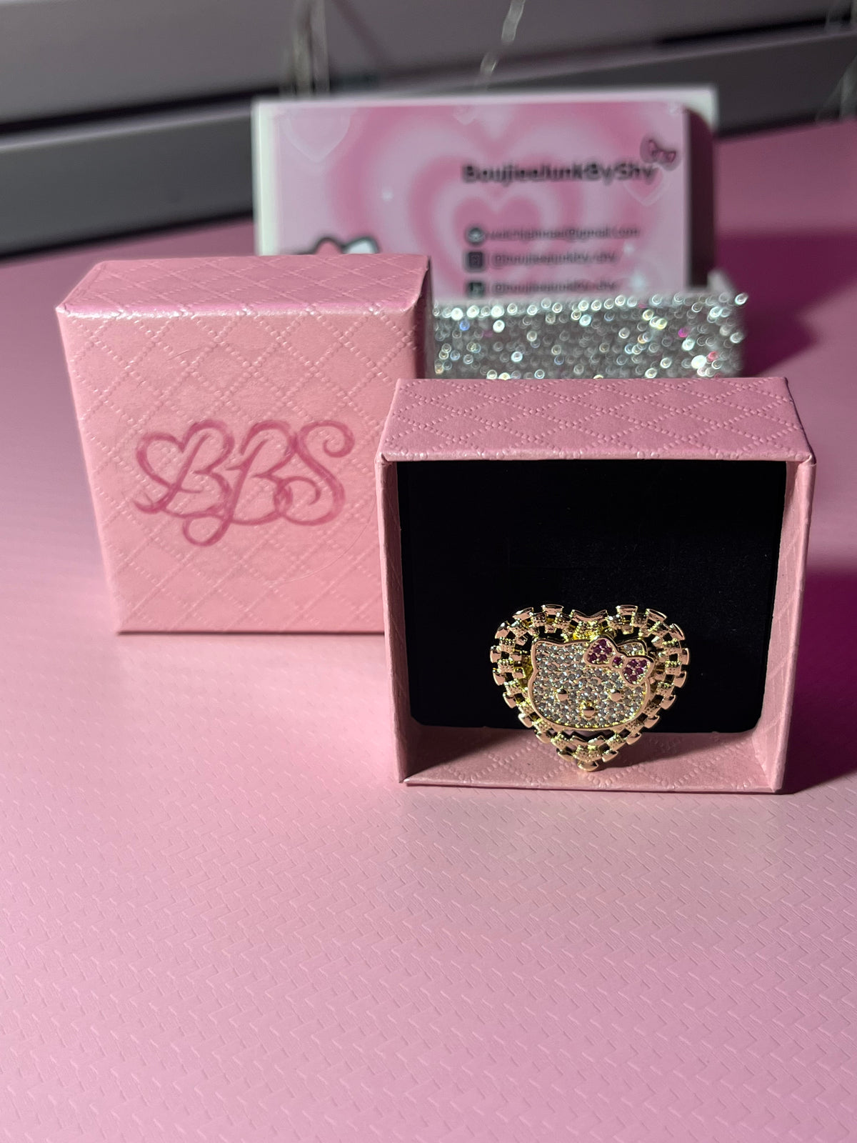 Hello Kitty Heart Rolex Ring ★ ★ ★