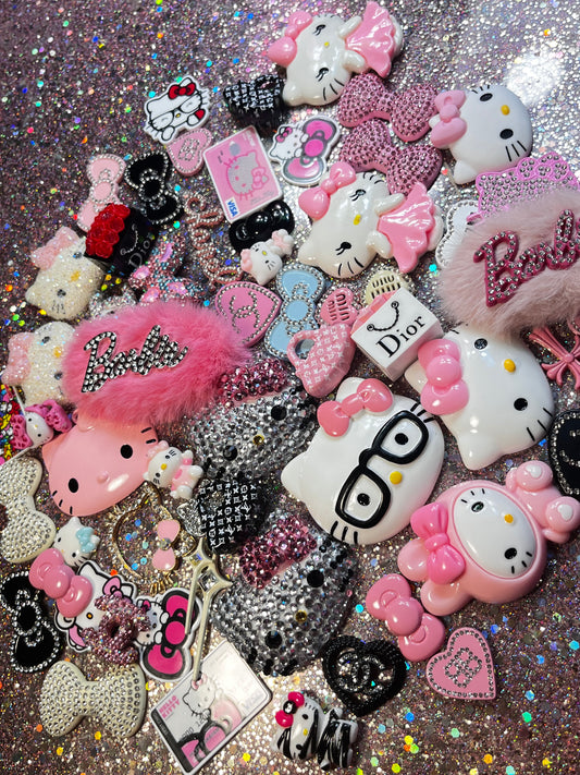 Boujiee Charm Mix (15pcs)