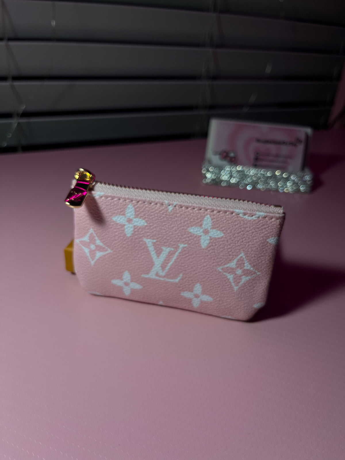 LV Coin Pouch ★ ★ ★